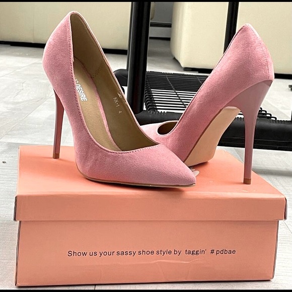 N Shoes - Baby Pink Suede Heel from UK 🇬🇧 NEW Imported